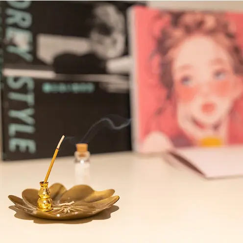 フェムケアサロンH.anasak.uraの落ち着く香りがするお香の画像